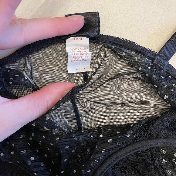 Vintage black and white polka dot lingerie - Picture 5 of 6